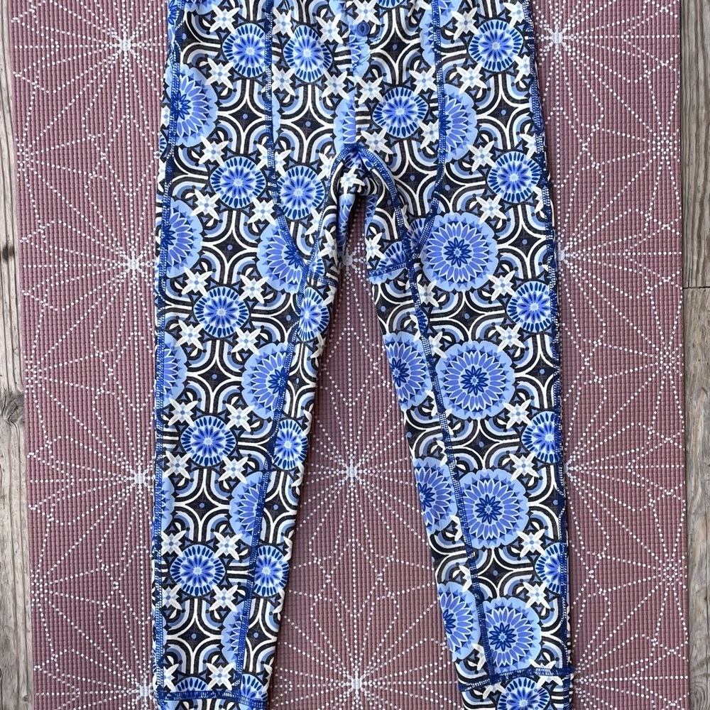 FREE PEOPLE Movement Fireside Layer Set - Picture 4 of 10